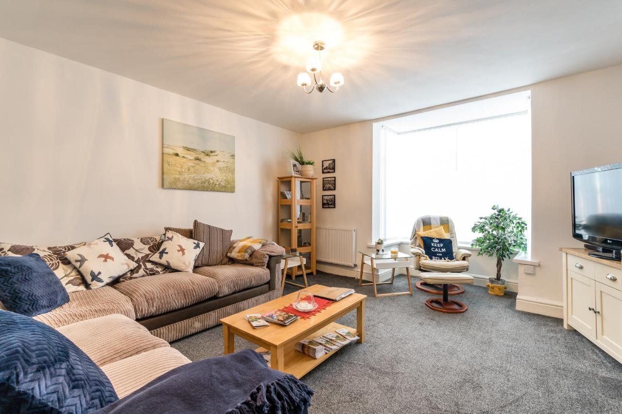 Birkdale Southport Boutique Apartment Sleeps 5 ภายนอก รูปภาพ